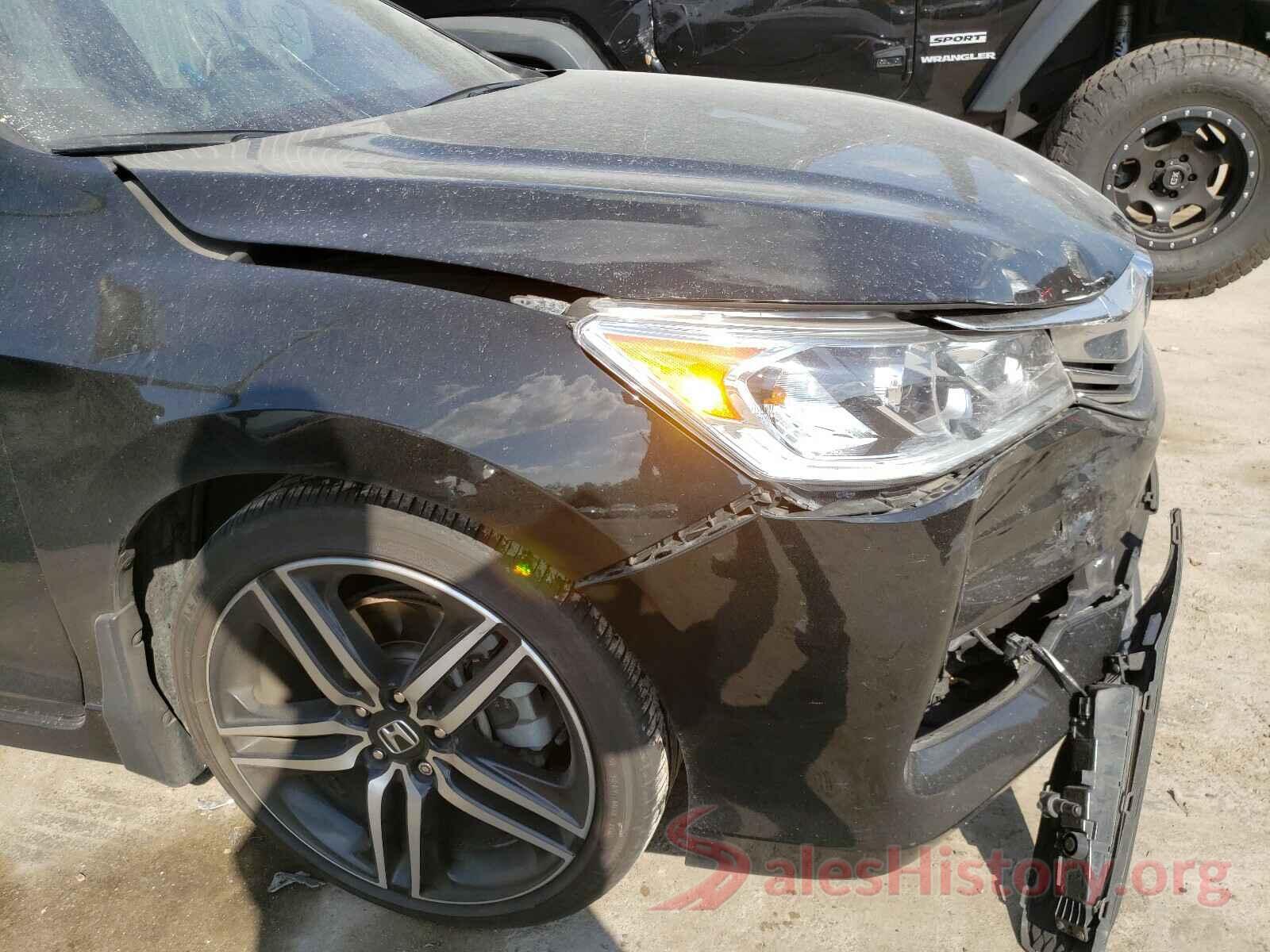 1HGCR2F5XHA221985 2017 HONDA ACCORD