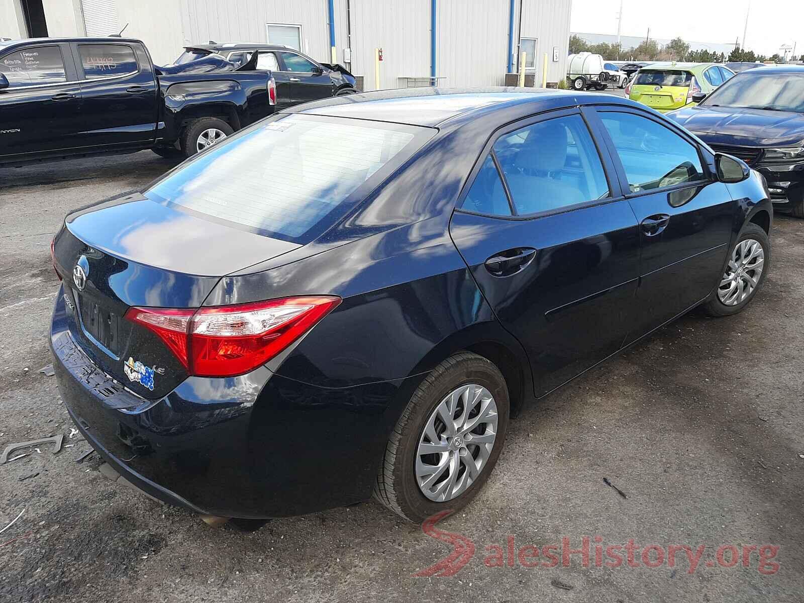 2T1BURHE0JC085267 2018 TOYOTA COROLLA