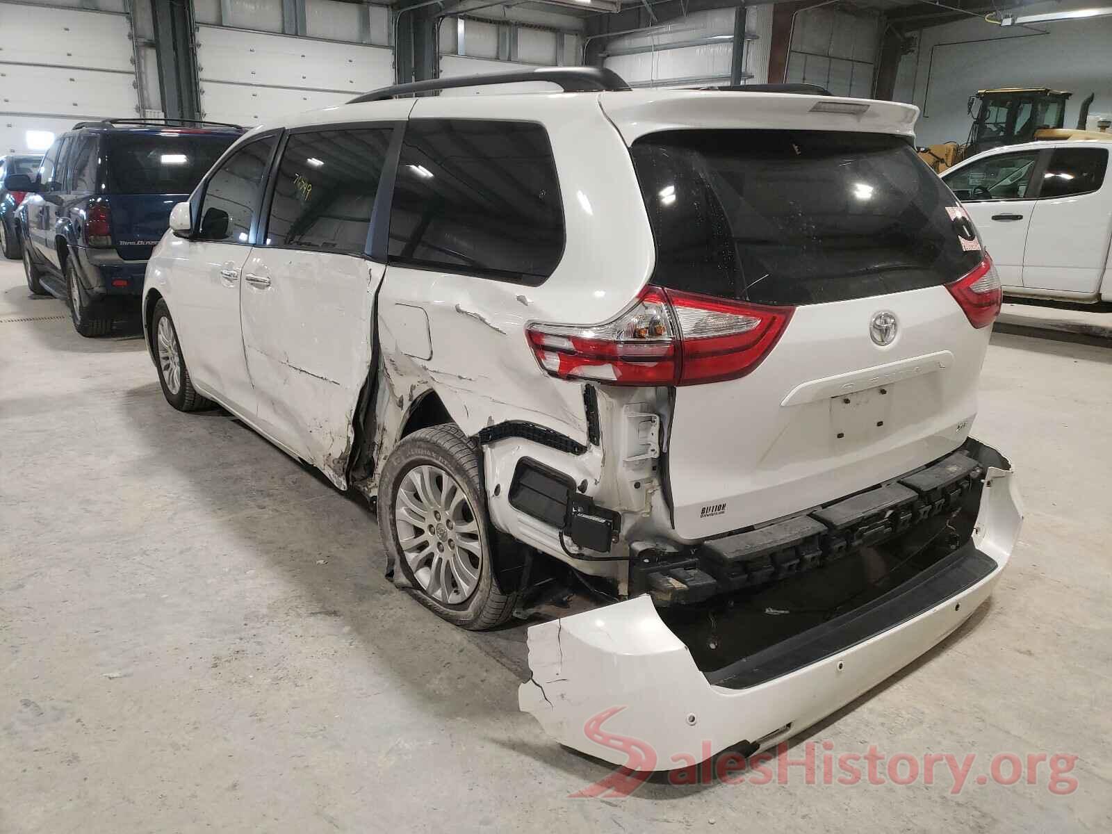 5TDYZ3DCXHS780063 2017 TOYOTA SIENNA