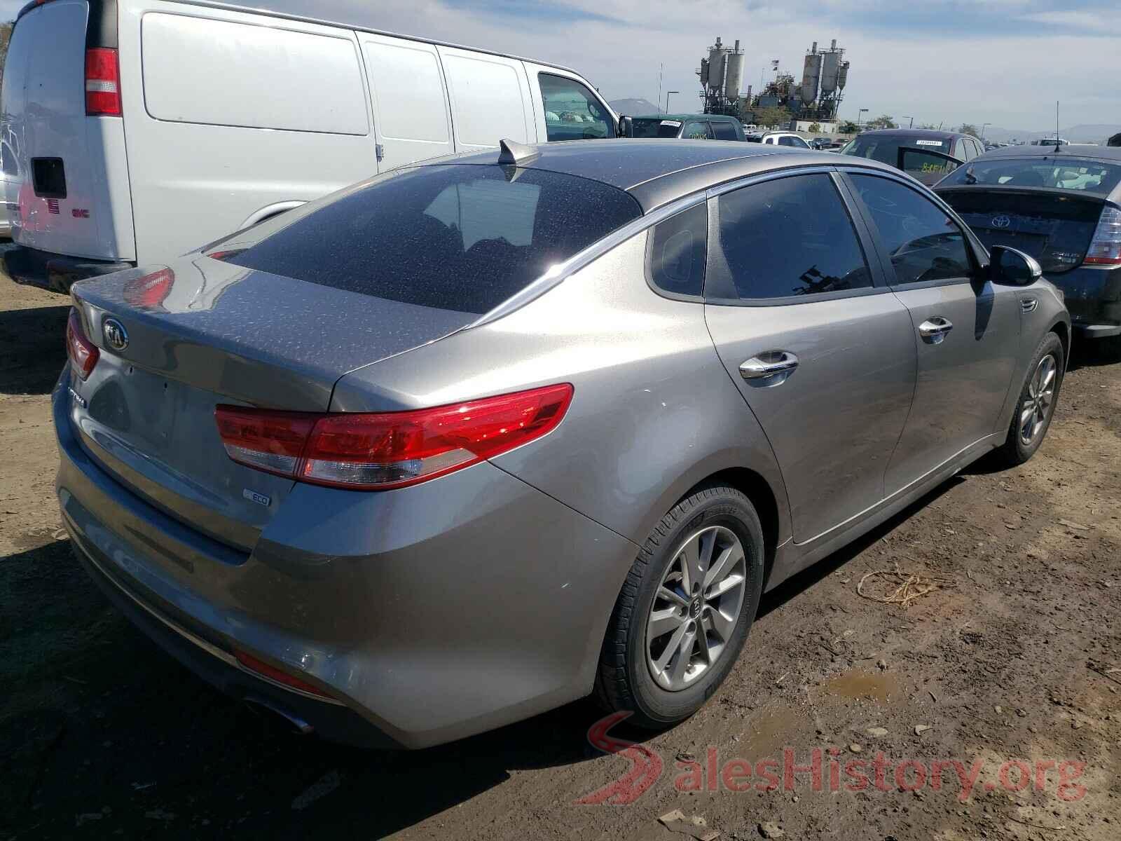 5XXGT4L12HG135959 2017 KIA OPTIMA