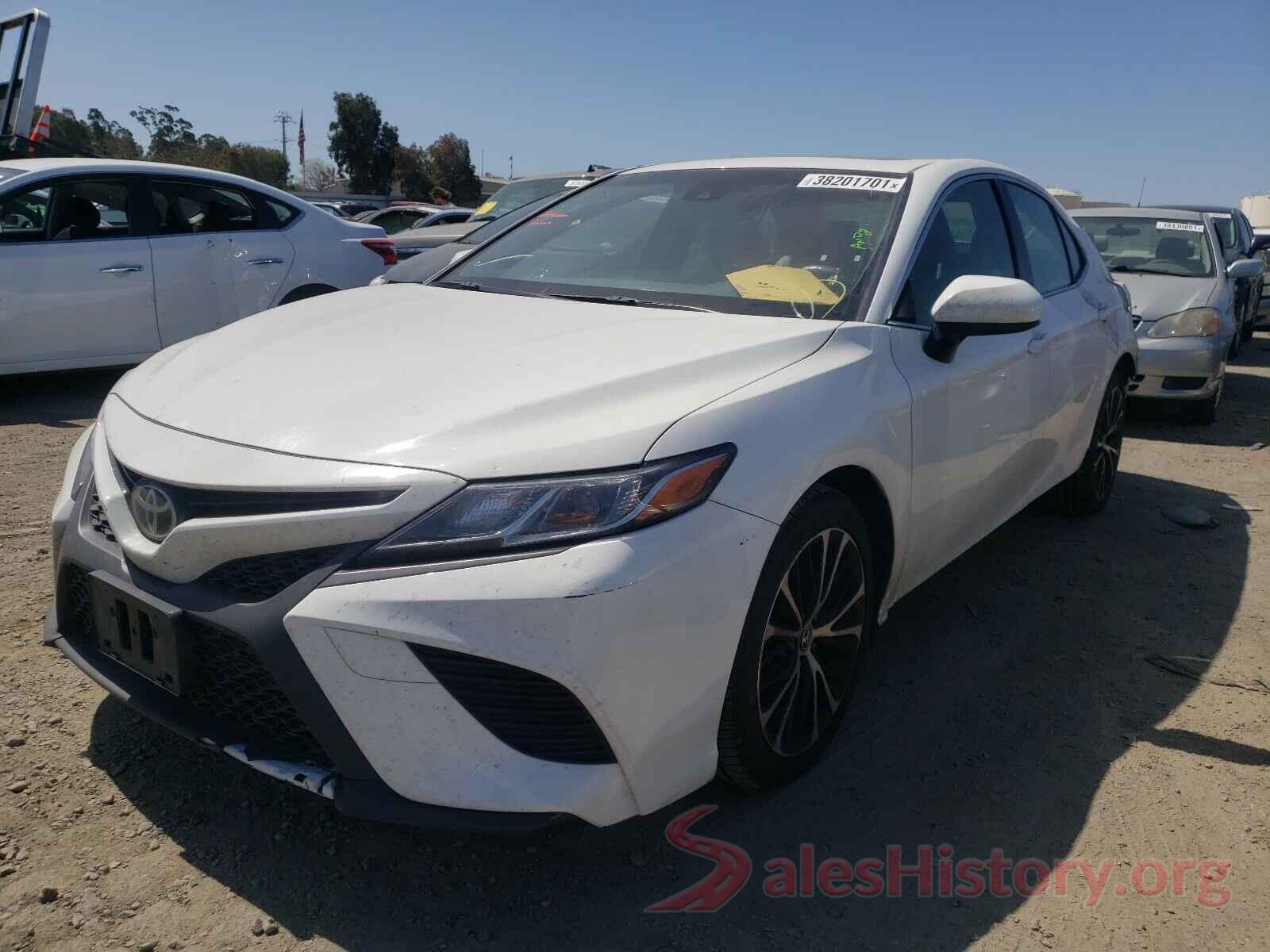 JTNB11HK3J3032499 2018 TOYOTA CAMRY