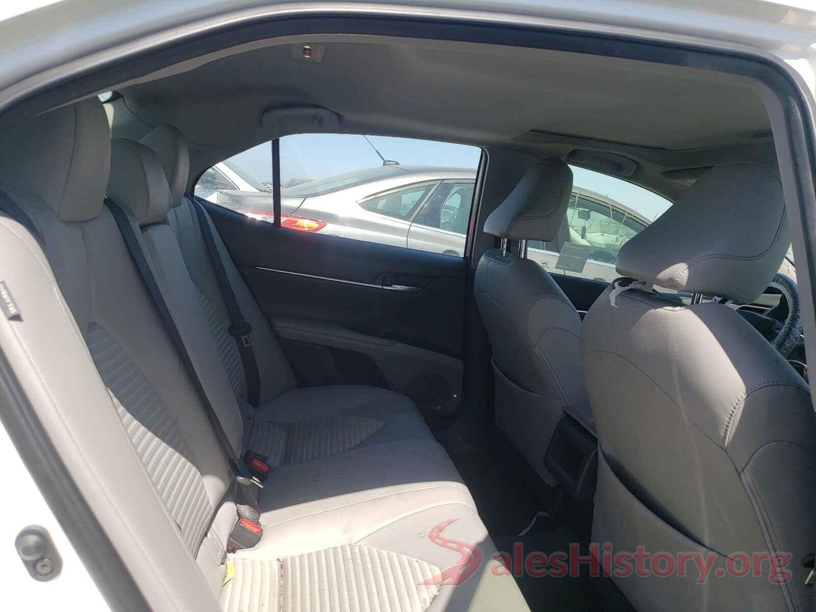 JTNB11HK3J3032499 2018 TOYOTA CAMRY