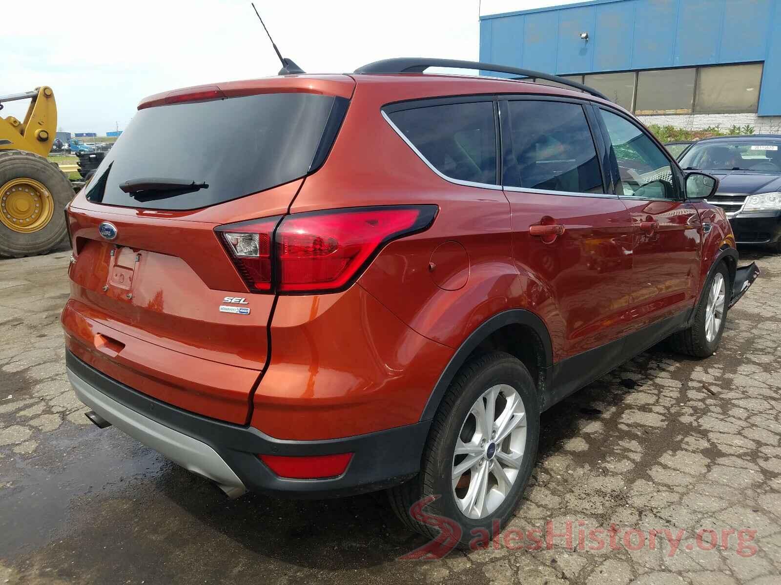 1FMCU9HD1KUA77674 2019 FORD ESCAPE