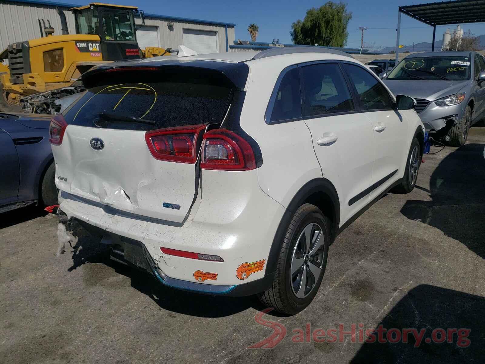 KNDCD3LD4K5322549 2019 KIA NIRO