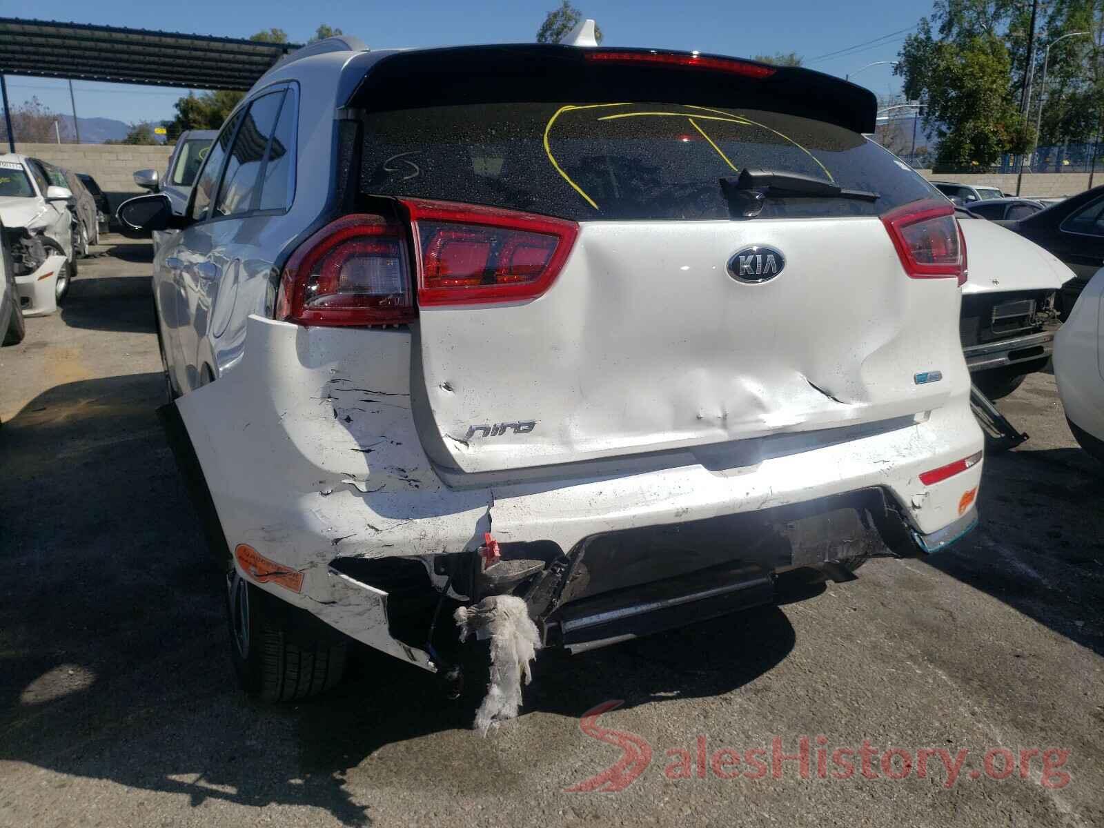 KNDCD3LD4K5322549 2019 KIA NIRO