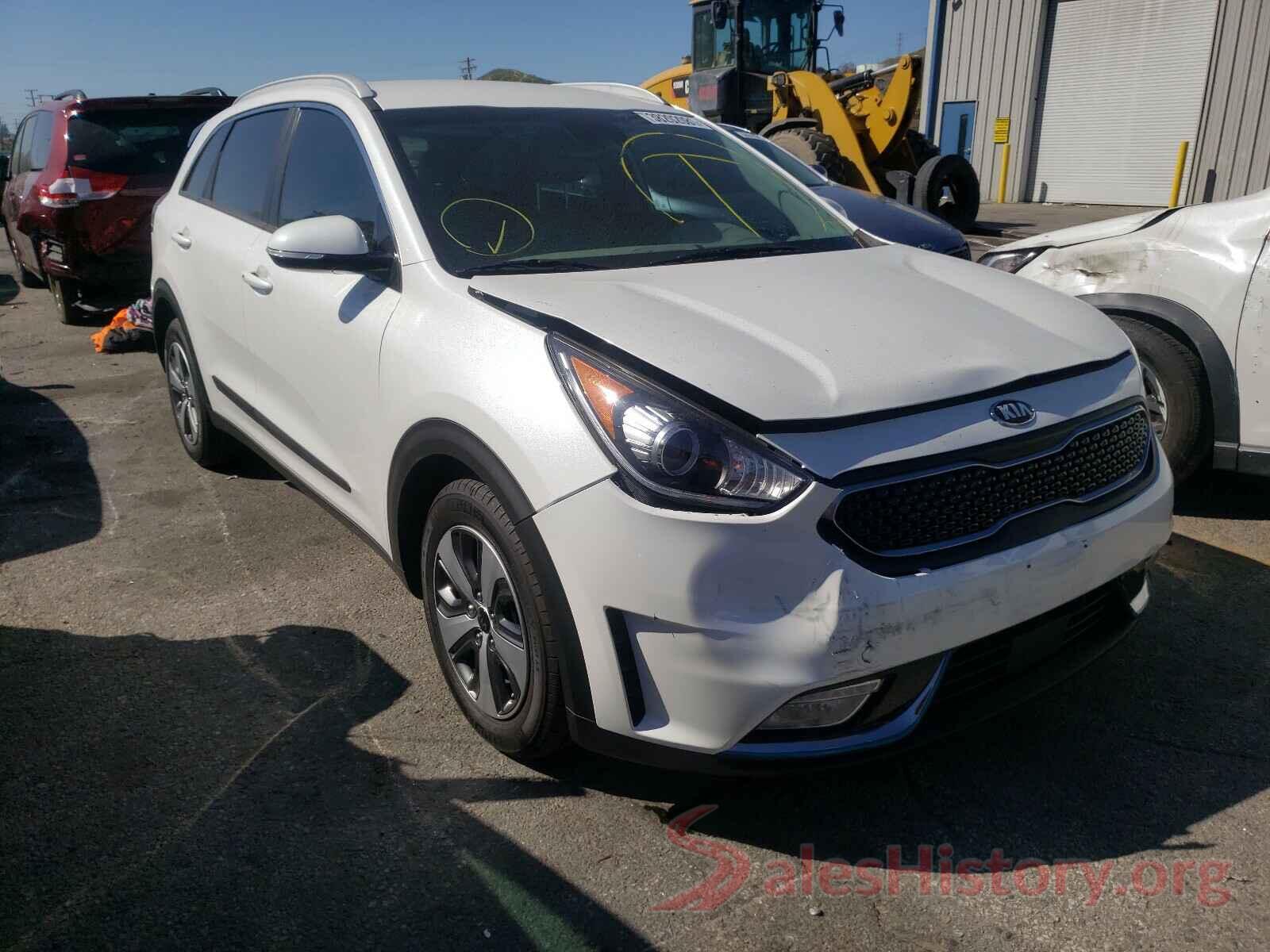 KNDCD3LD4K5322549 2019 KIA NIRO