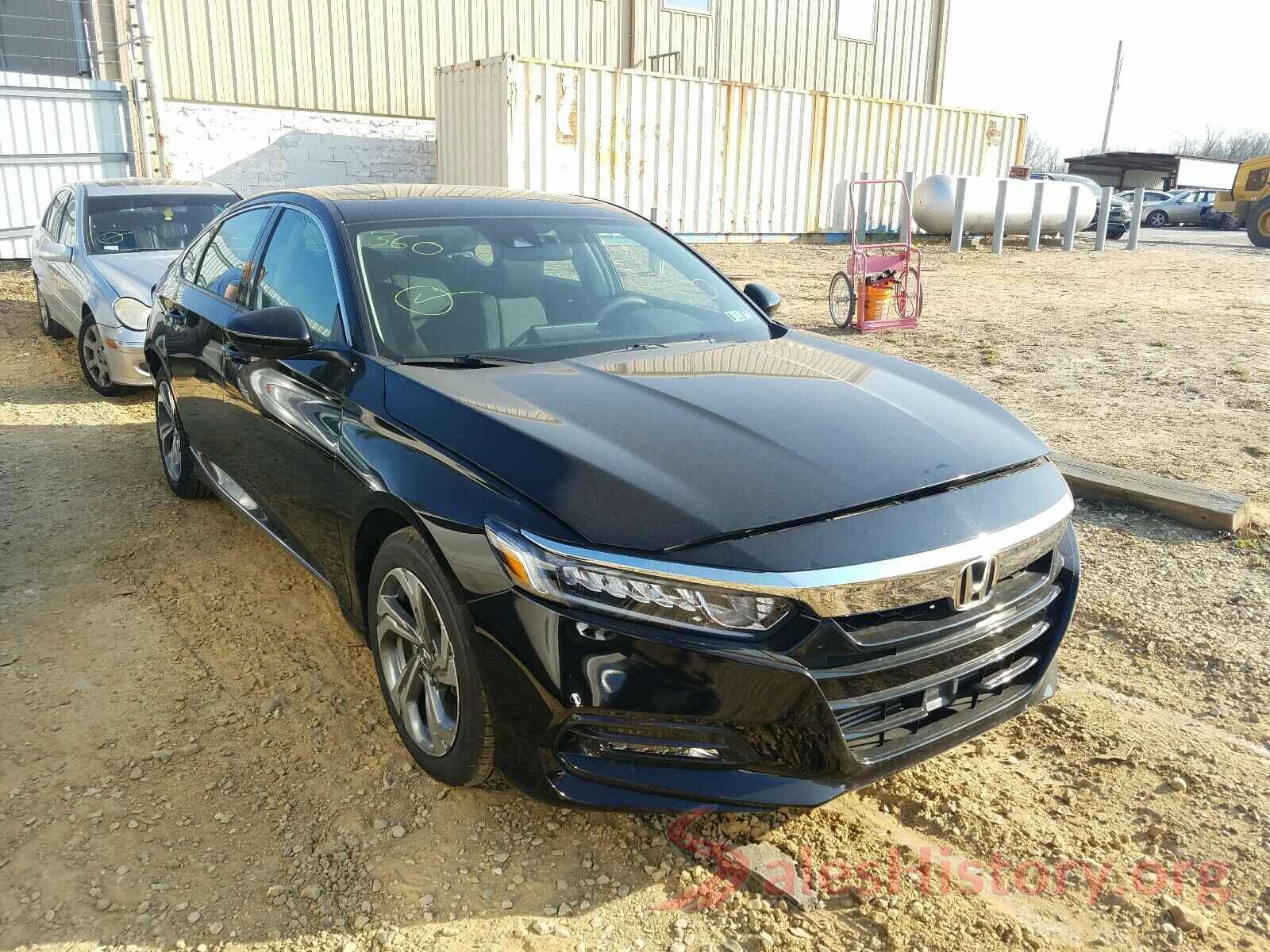 1HGCV1F41JA082395 2018 HONDA ACCORD