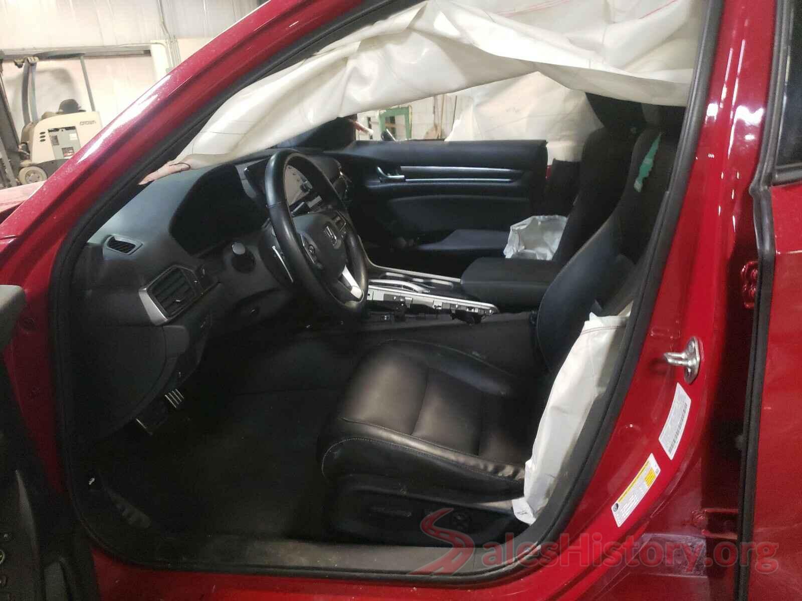 1HGCV2F3XJA053734 2018 HONDA ACCORD