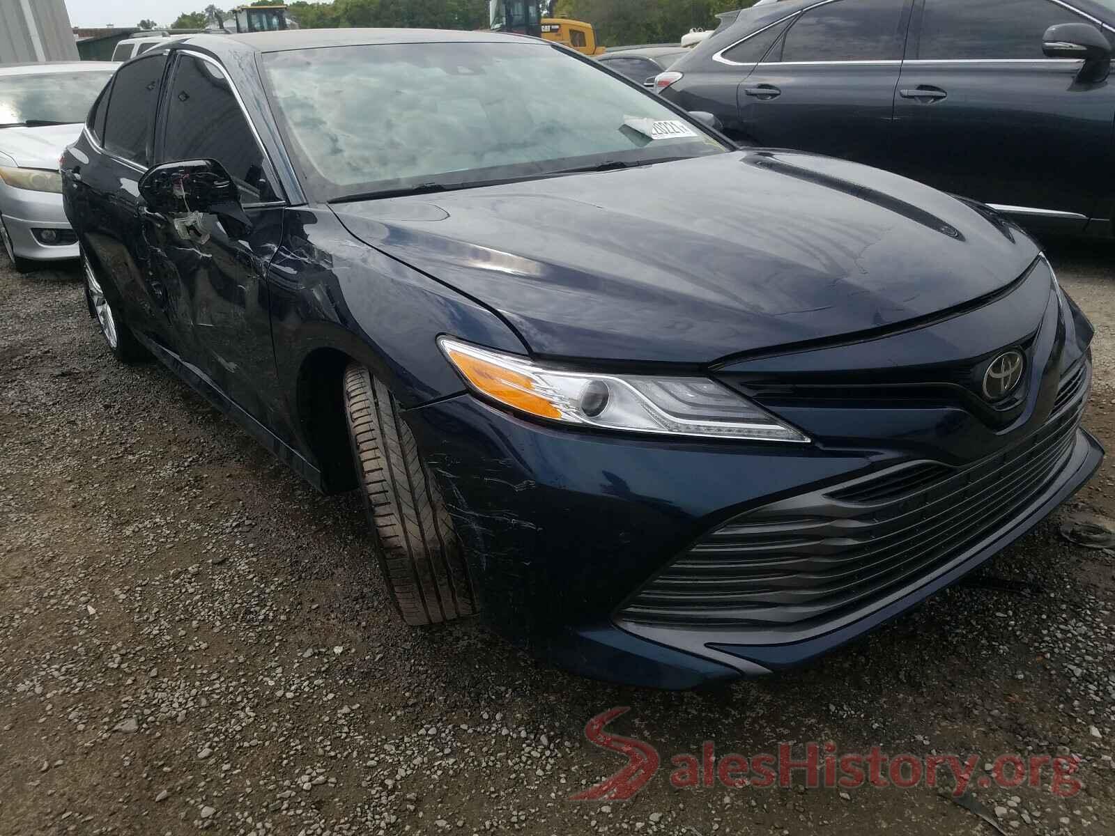 4T1B11HK7JU512863 2018 TOYOTA CAMRY