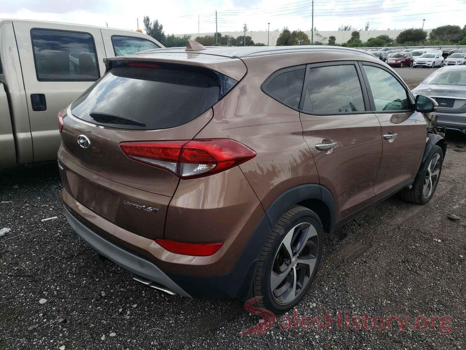 KM8J33A25HU521986 2017 HYUNDAI TUCSON