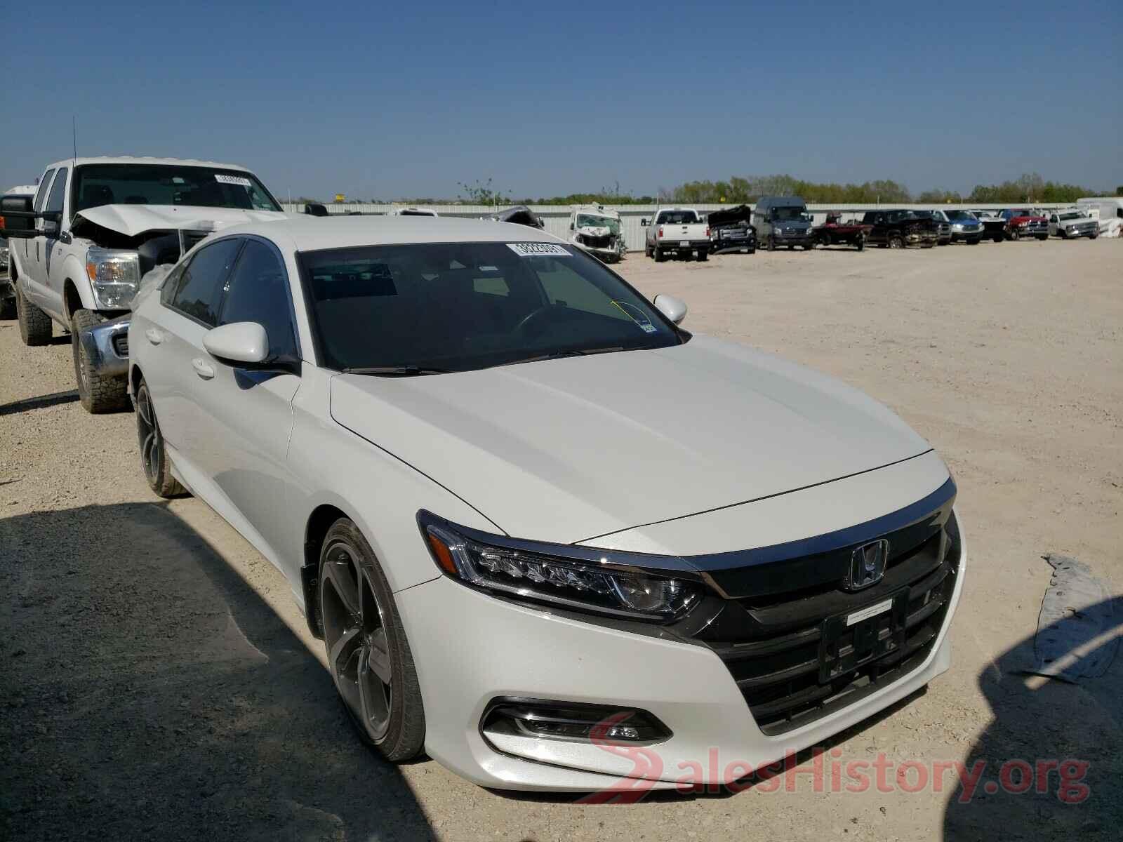 1HGCV1F39JA152393 2018 HONDA ACCORD