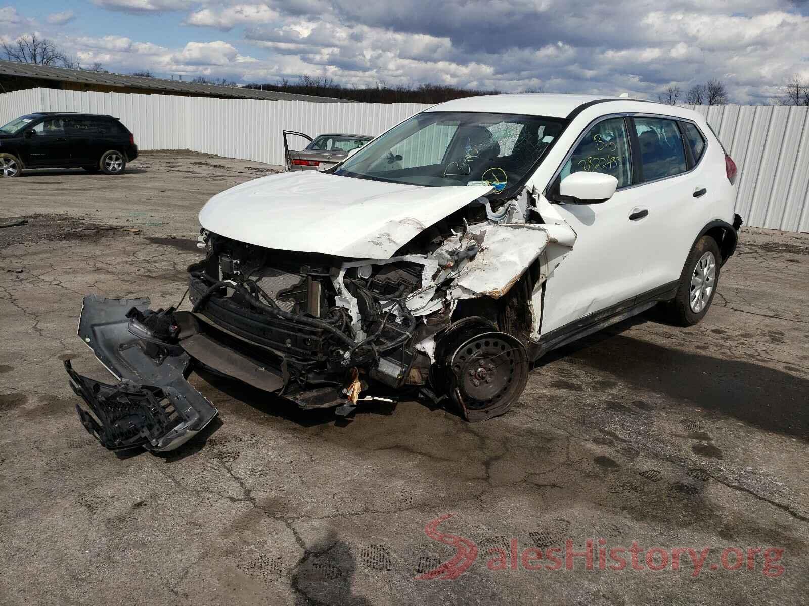 KNMAT2MV1JP566366 2018 NISSAN ROGUE