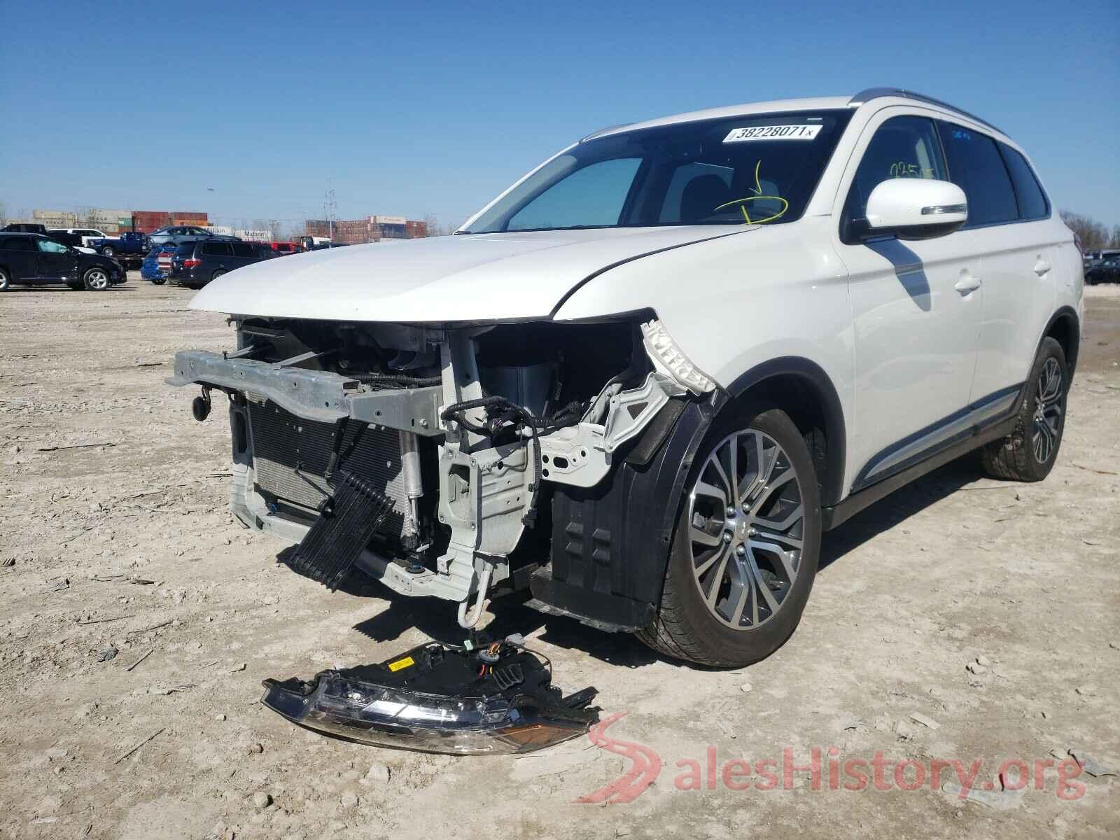 JA4AD3A36JZ048595 2018 MITSUBISHI OUTLANDER