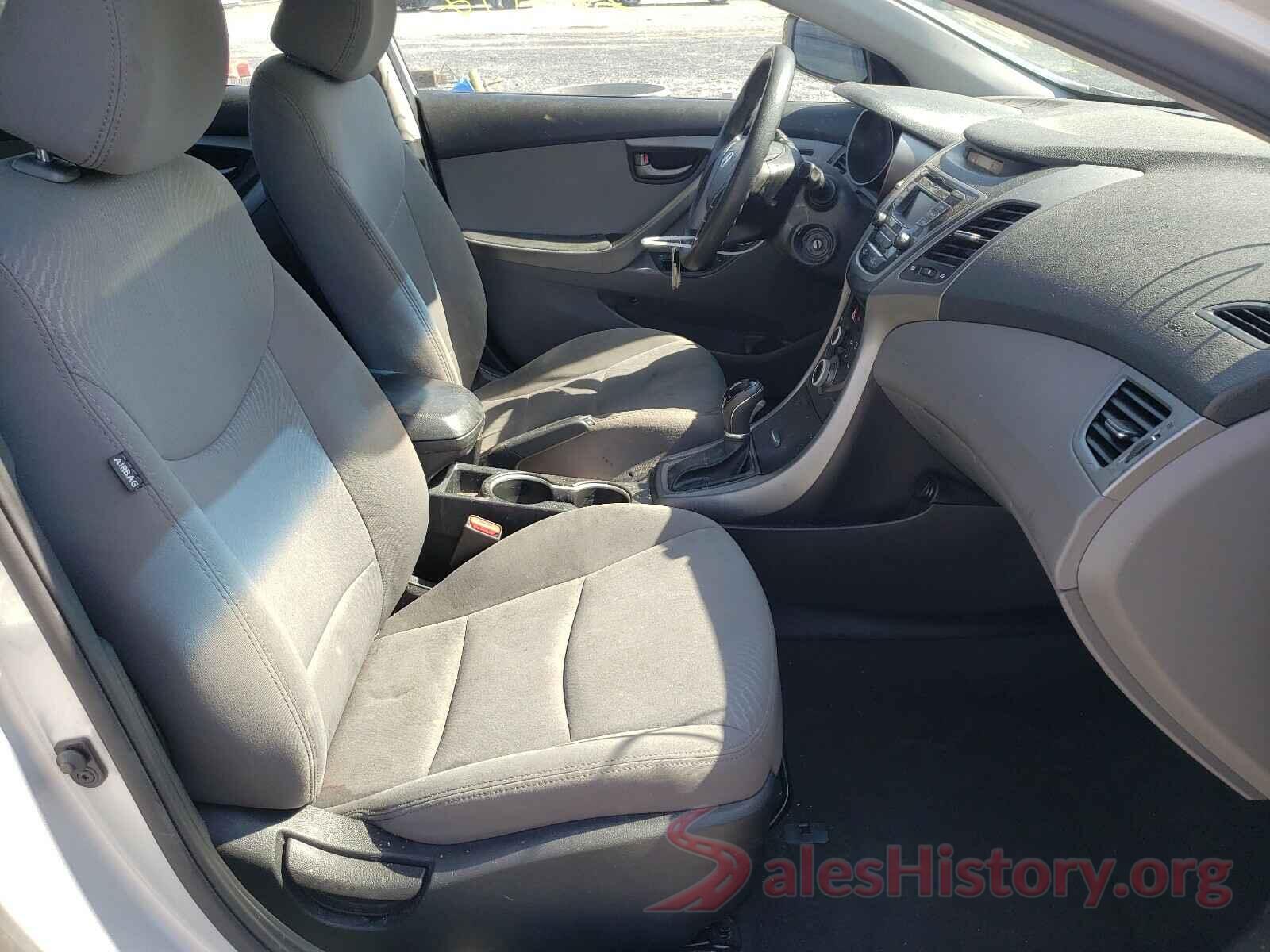 5NPDH4AE9GH752689 2016 HYUNDAI ELANTRA