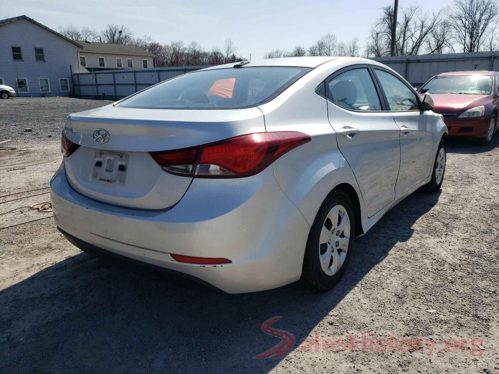 5NPDH4AE9GH752689 2016 HYUNDAI ELANTRA