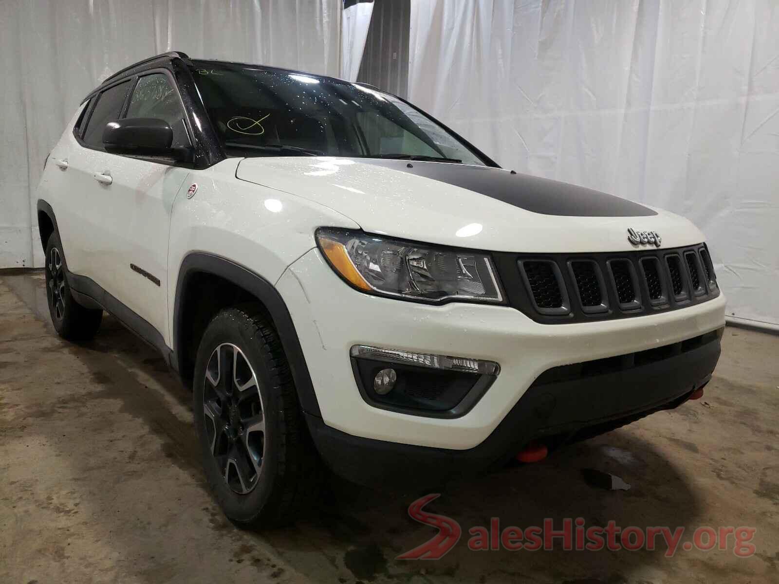 3C4NJDDBXKT744782 2019 JEEP COMPASS