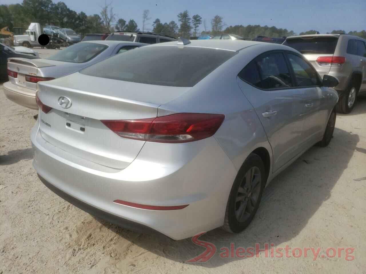 5NPD84LFXJH240615 2018 HYUNDAI ELANTRA