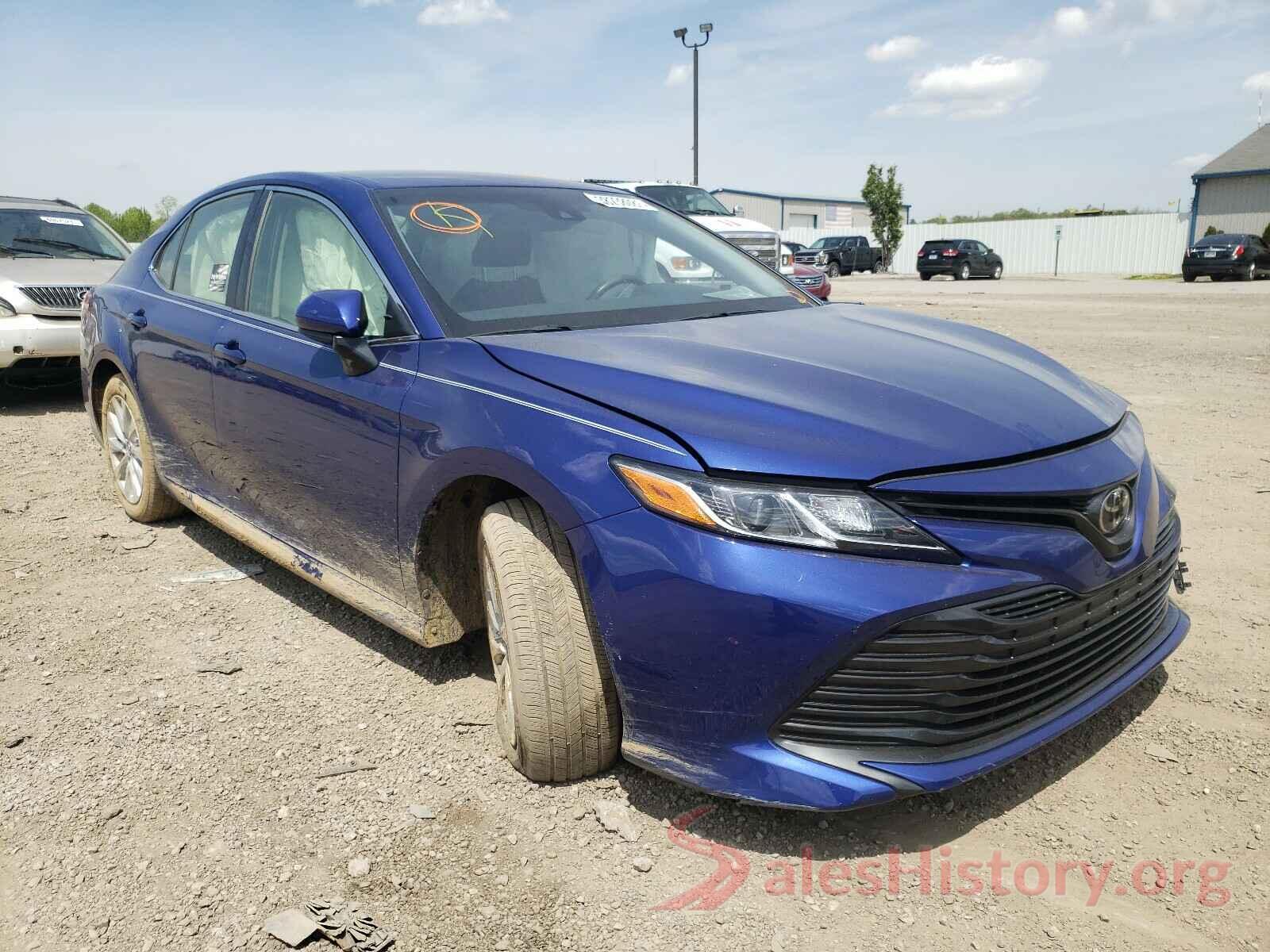 JTNB11HK7J3007492 2018 TOYOTA CAMRY