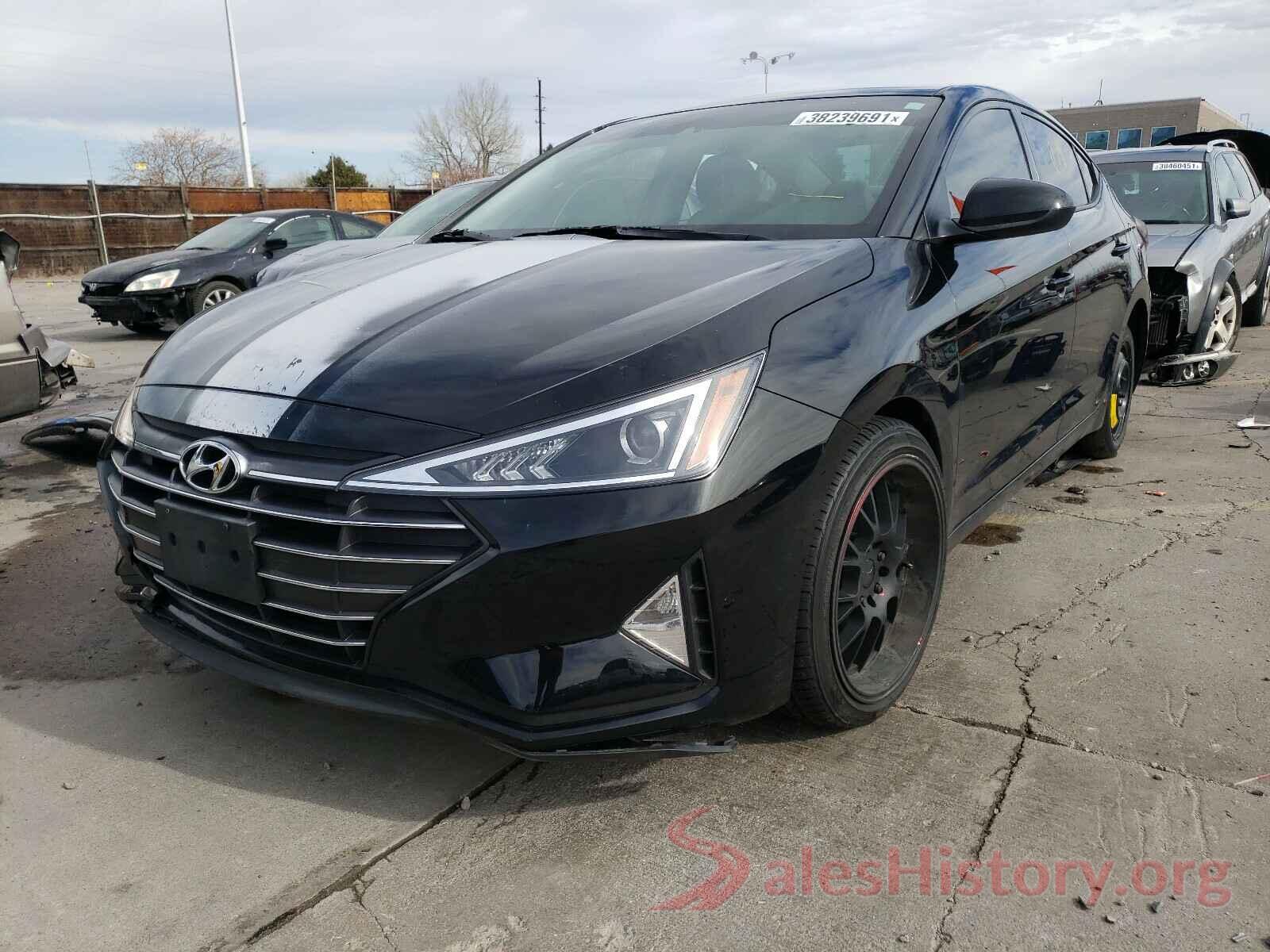 5NPD84LF1KH448528 2019 HYUNDAI ELANTRA