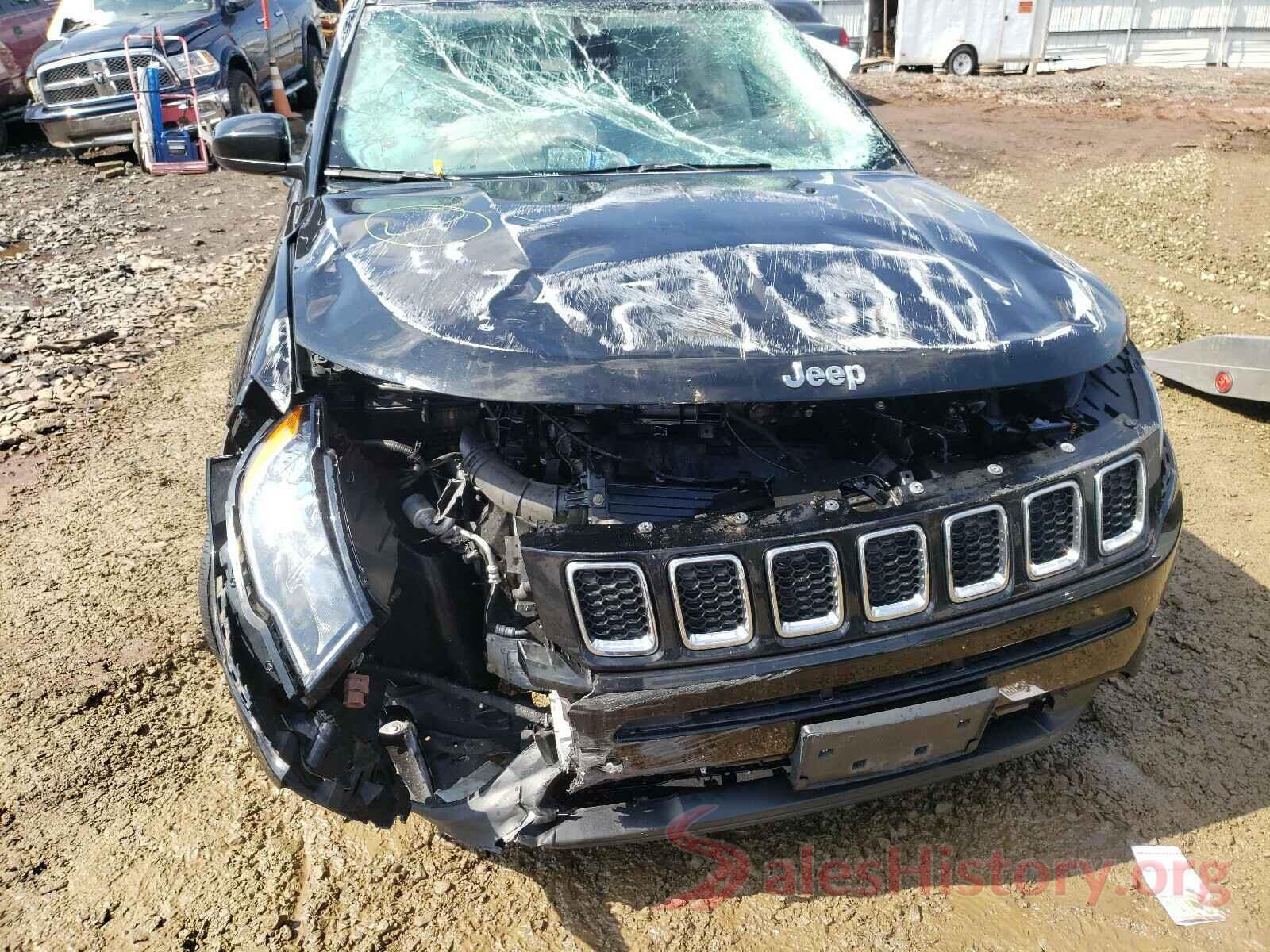 3C4NJDBB9JT434009 2018 JEEP COMPASS