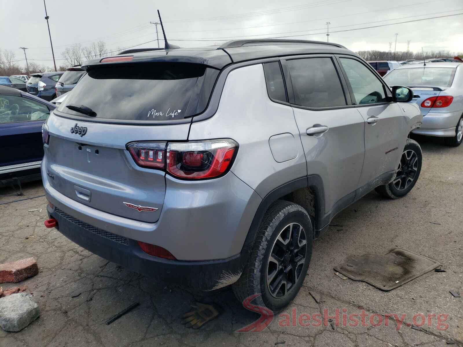 3C4NJDDB9KT620390 2019 JEEP COMPASS