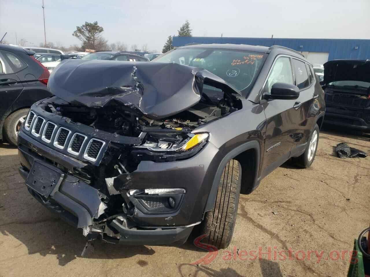 3C4NJDBB8JT314573 2018 JEEP COMPASS