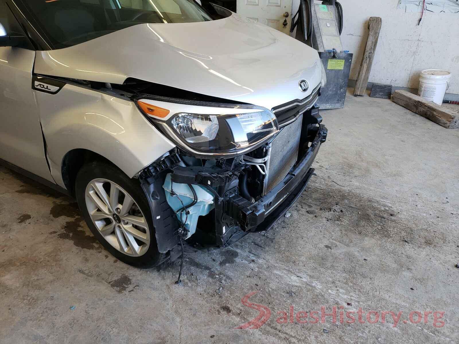 KNDJP3A55J7618547 2018 KIA SOUL