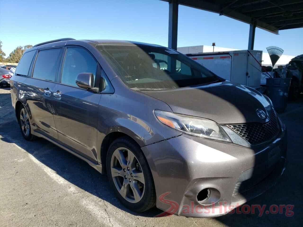 5TDXZ3DC9HS872759 2017 TOYOTA SIENNA