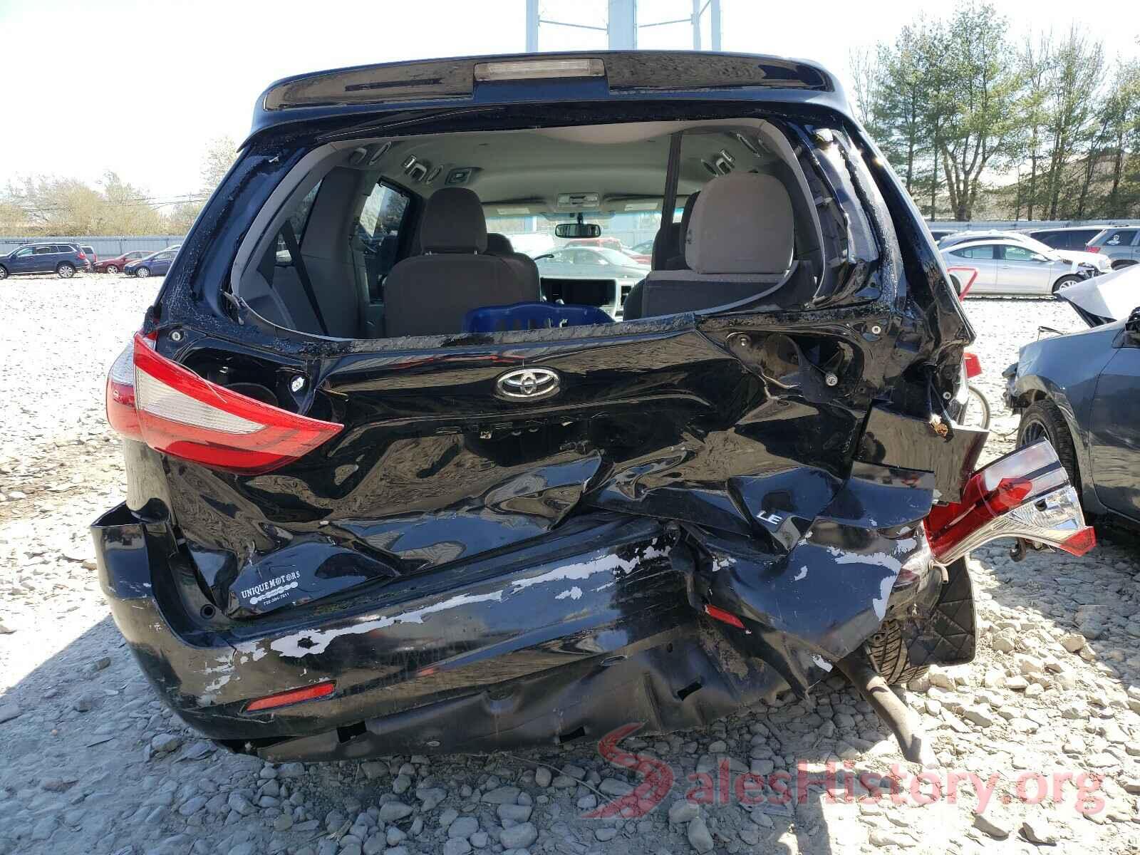 5TDKZ3DC1HS794231 2017 TOYOTA SIENNA