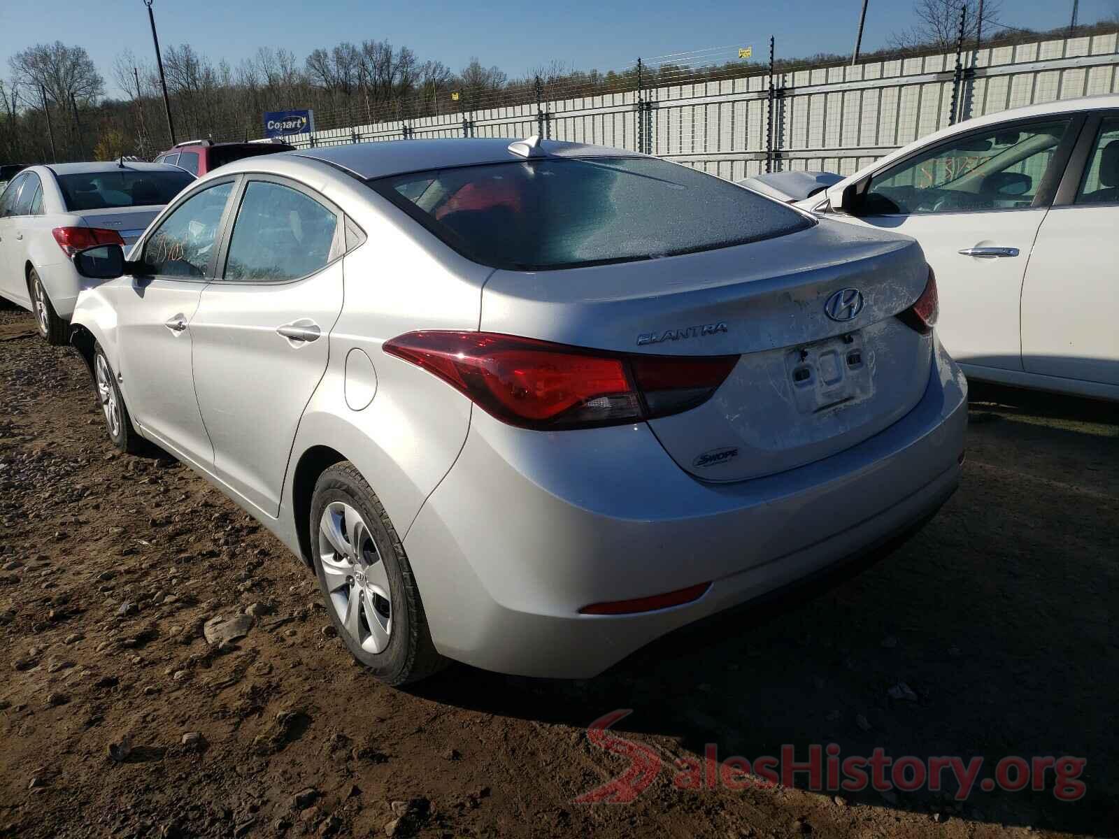 5NPDH4AE9GH744592 2016 HYUNDAI ELANTRA