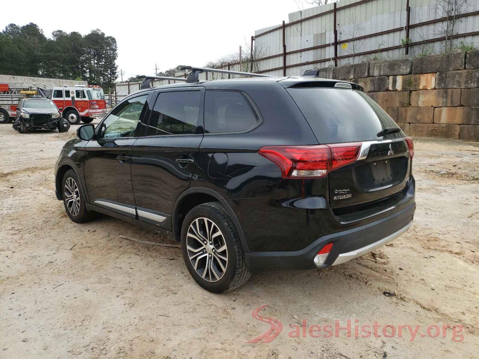 JA4AD3A38JZ011645 2018 MITSUBISHI OUTLANDER