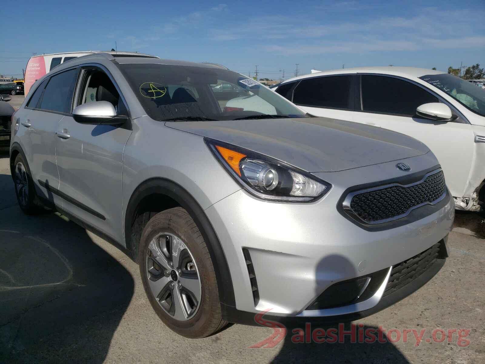 KNDCB3LCXK5353611 2019 KIA NIRO