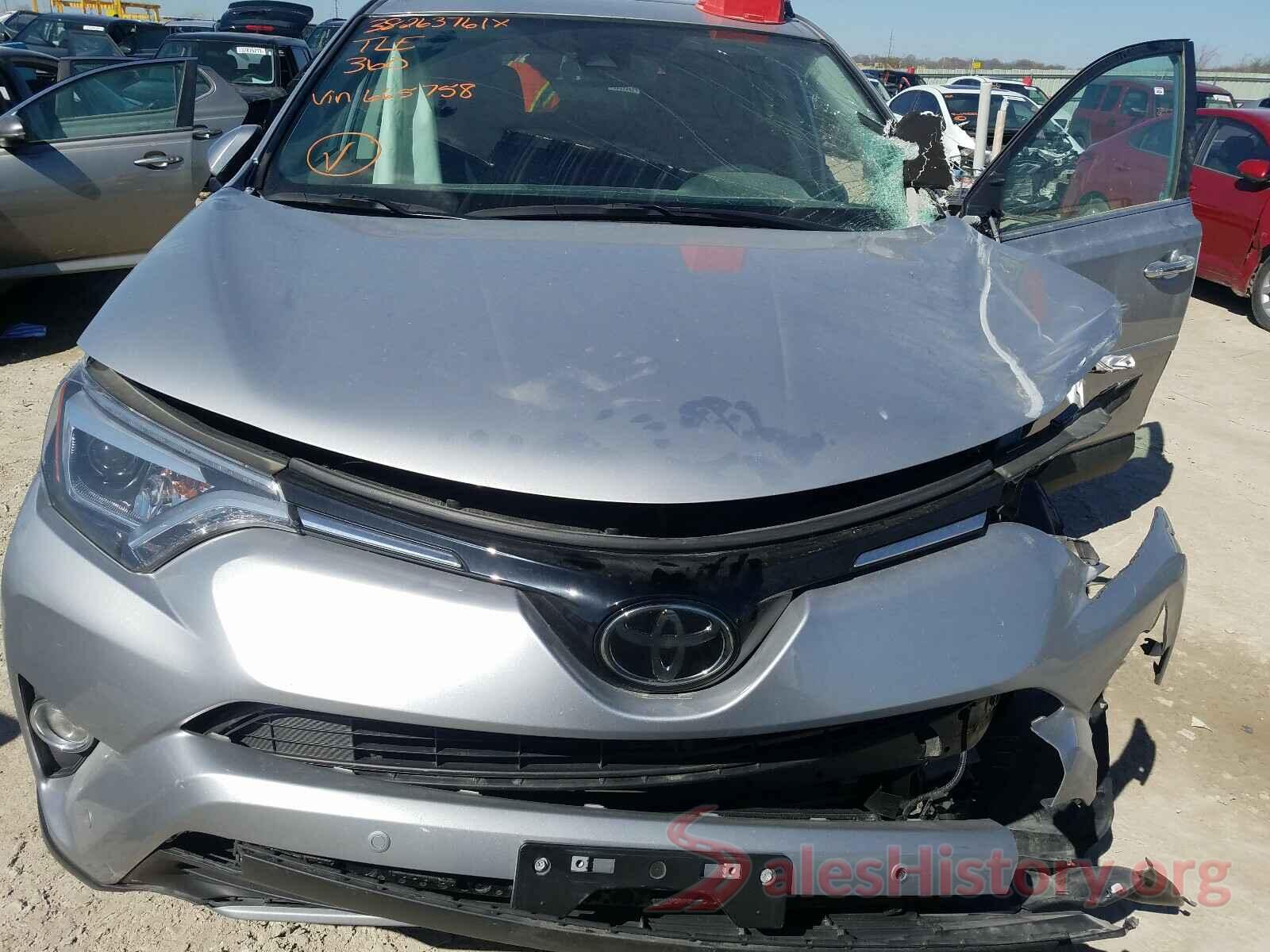 2T3DFREV6HW665758 2017 TOYOTA RAV4