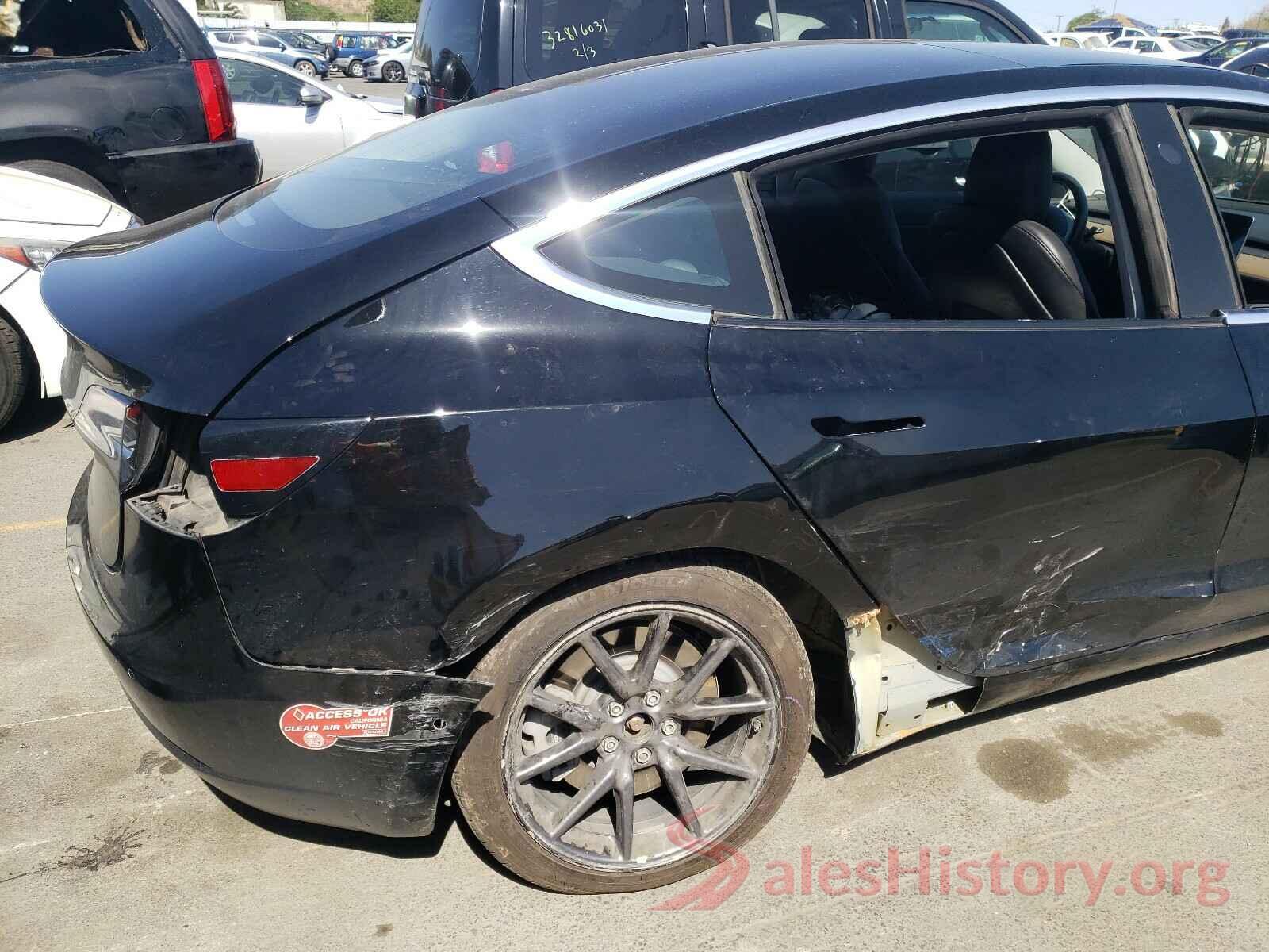 5YJ3E1EA0JF020872 2018 TESLA MODEL 3