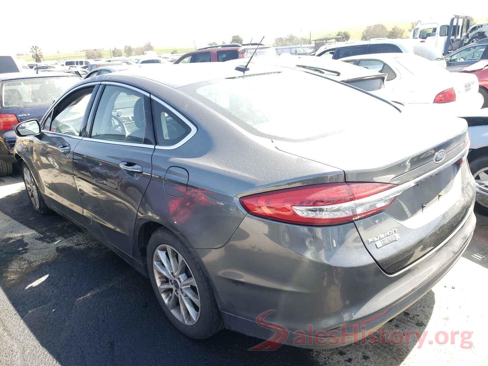 3FA6P0PU7JR218717 2018 FORD FUSION