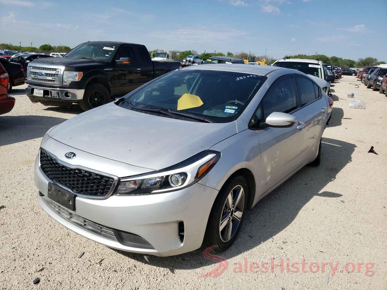 3KPFL4A76JE243843 2018 KIA FORTE