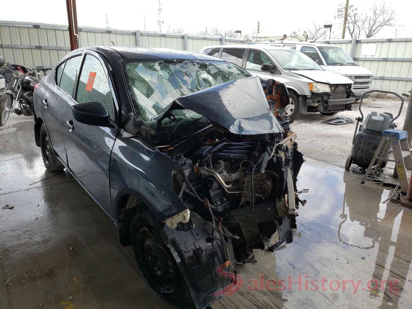 3N1CN7AP5HL870394 2017 NISSAN VERSA