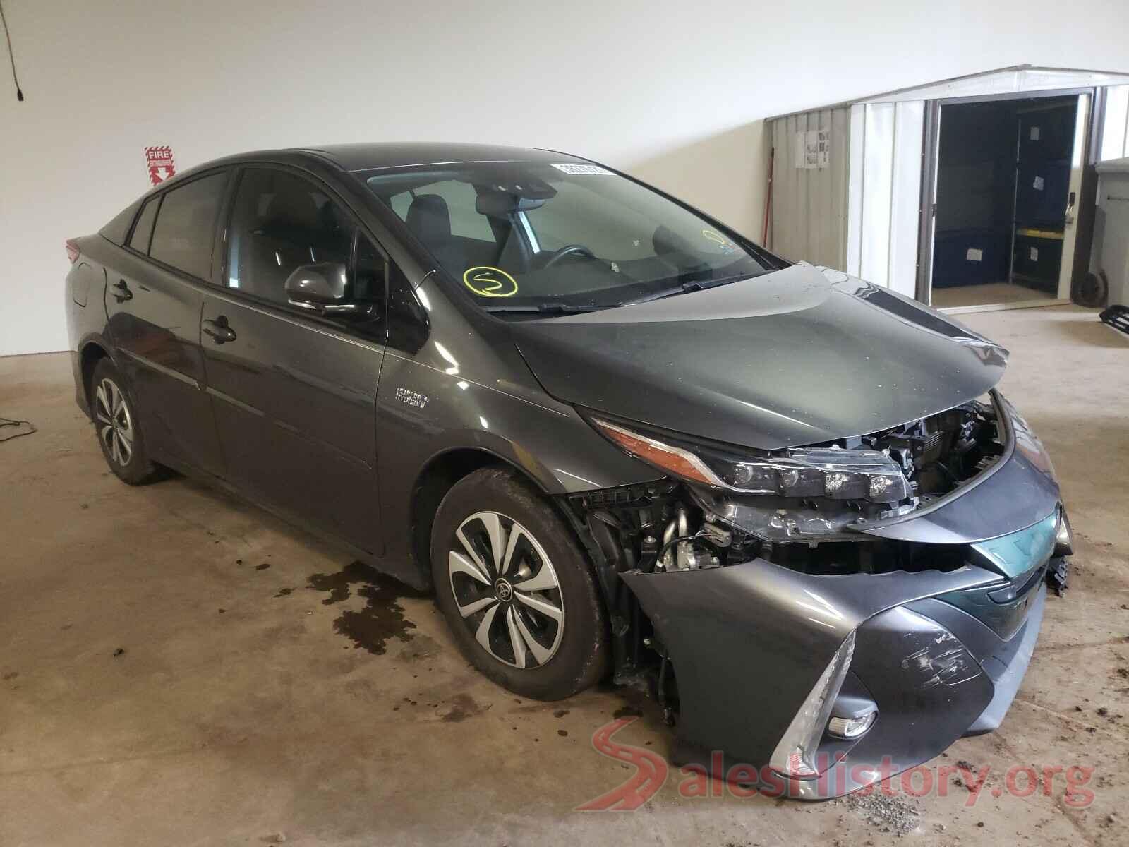 JTDKARFPXH3030731 2017 TOYOTA PRIUS