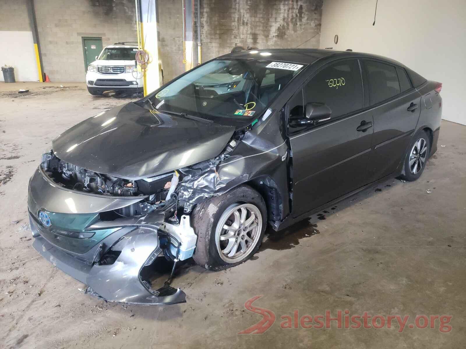 JTDKARFPXH3030731 2017 TOYOTA PRIUS