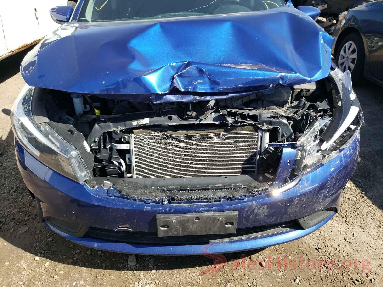 3KPFK4A77JE165401 2018 KIA FORTE