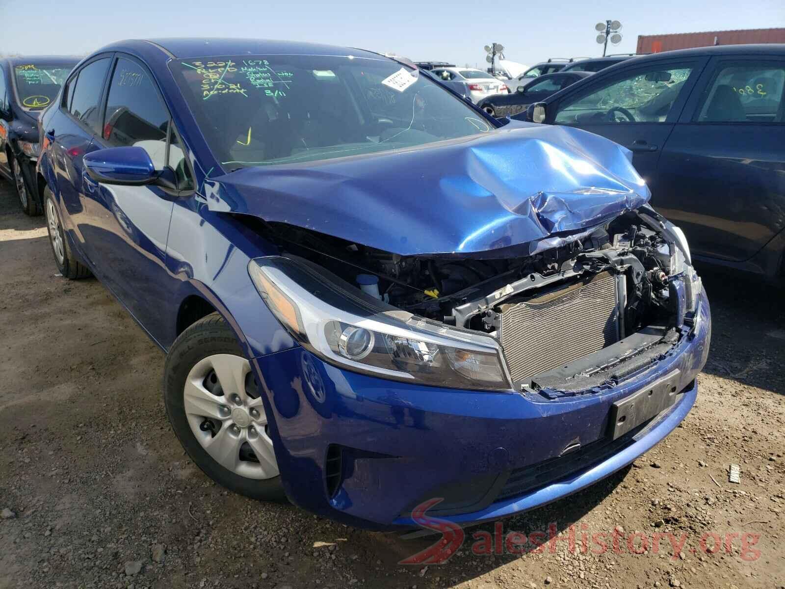 3KPFK4A77JE165401 2018 KIA FORTE