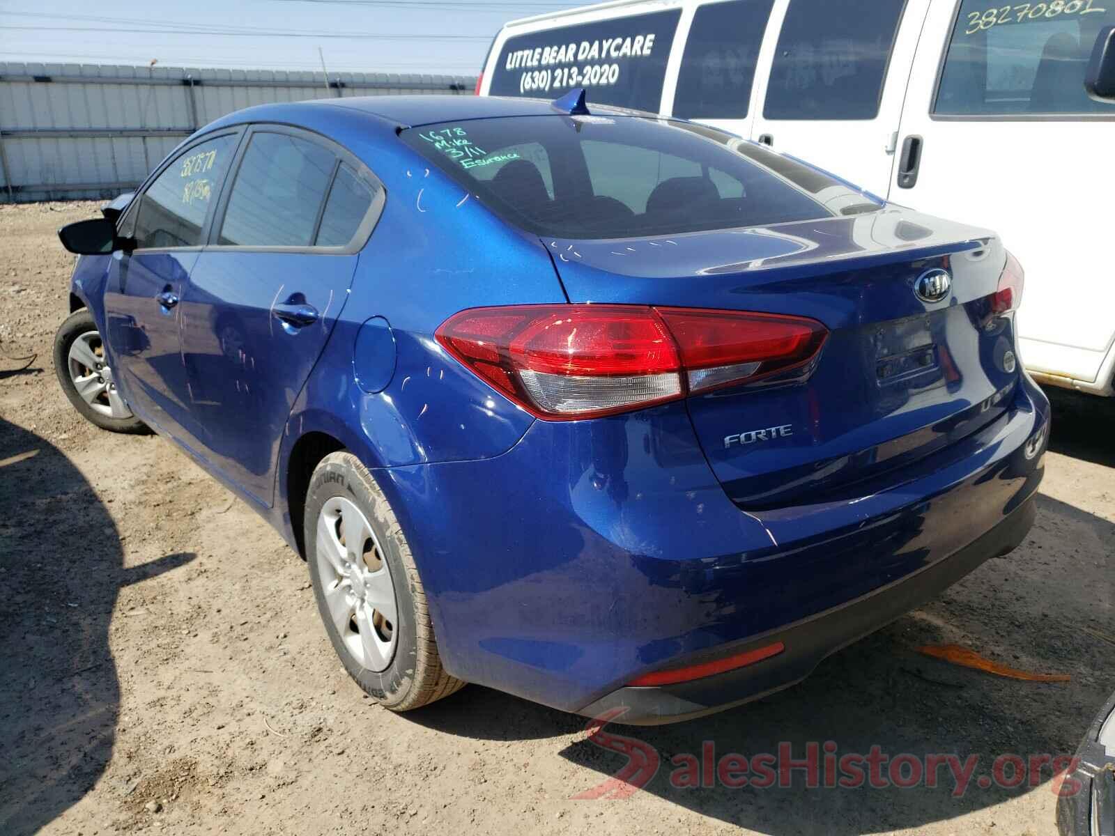 3KPFK4A77JE165401 2018 KIA FORTE