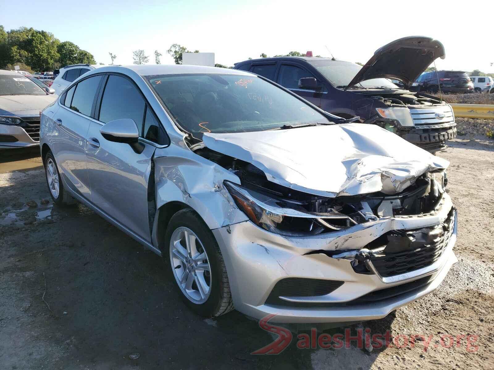 1G1BE5SM0J7216083 2018 CHEVROLET CRUZE