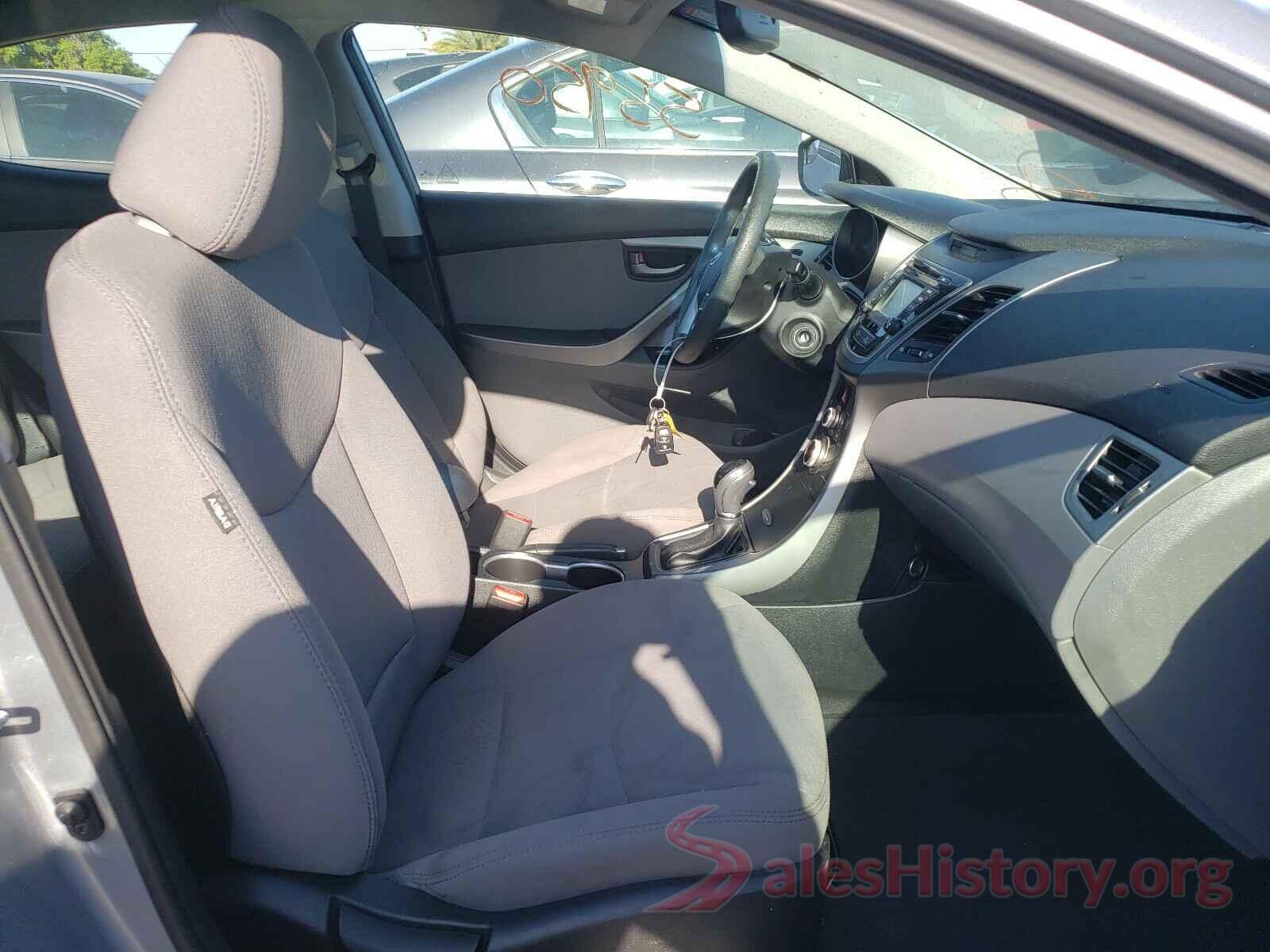 5NPDH4AE9GH727288 2016 HYUNDAI ELANTRA