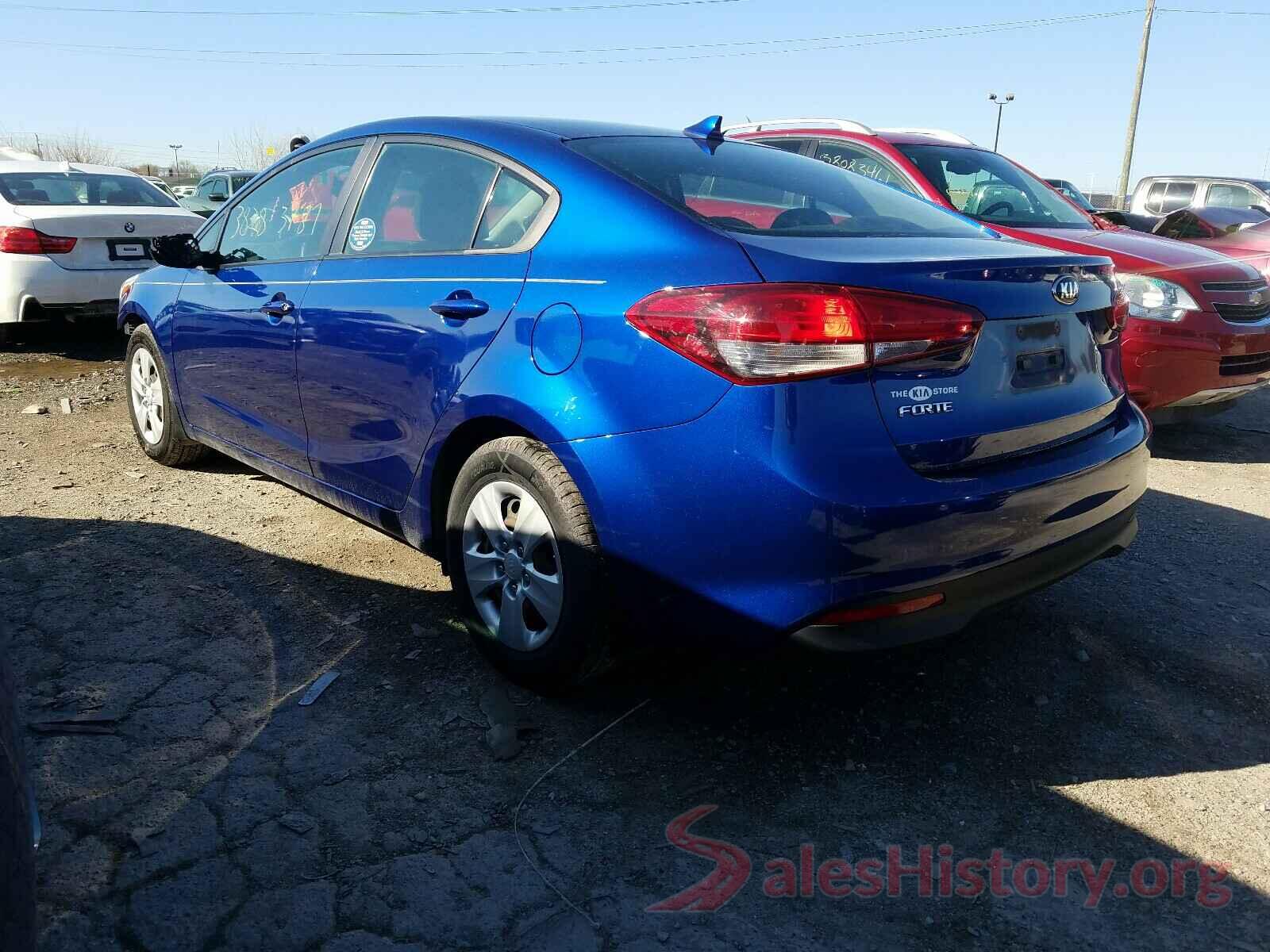 3KPFK4A71HE152573 2017 KIA FORTE