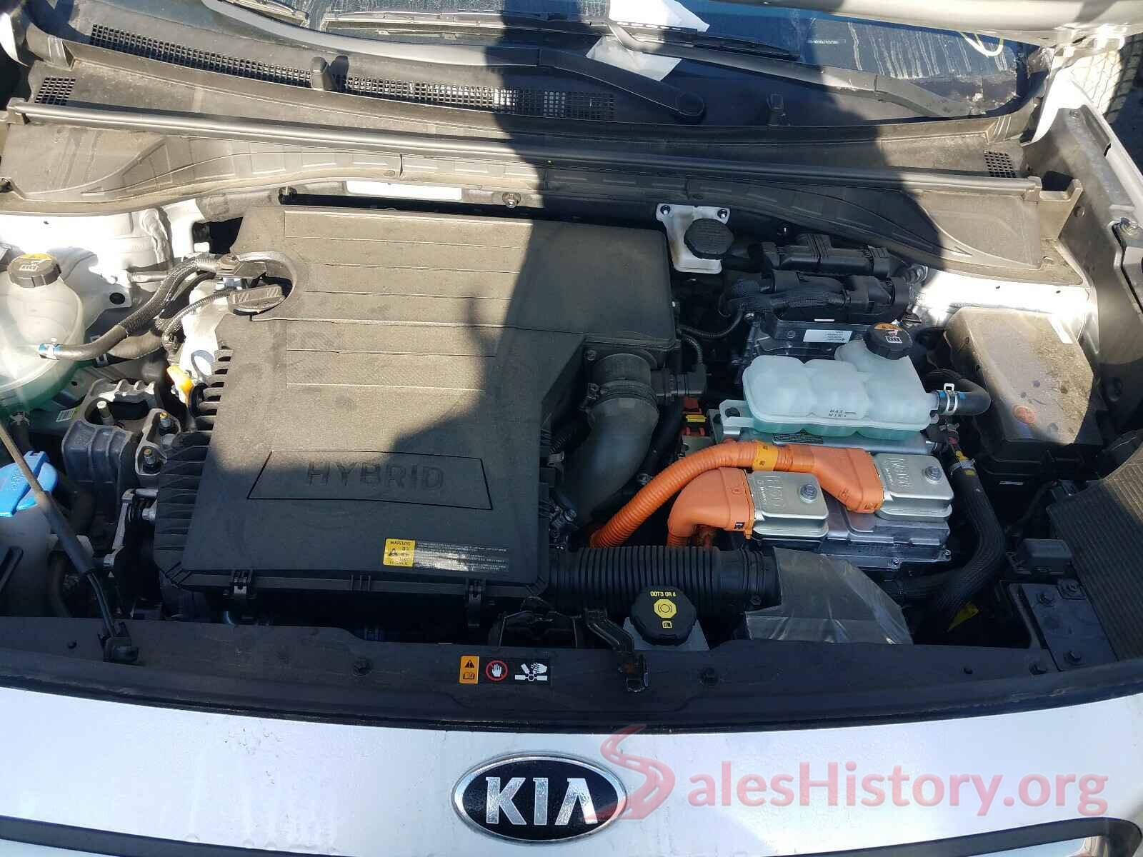 KNDCB3LC7K5345885 2019 KIA NIRO