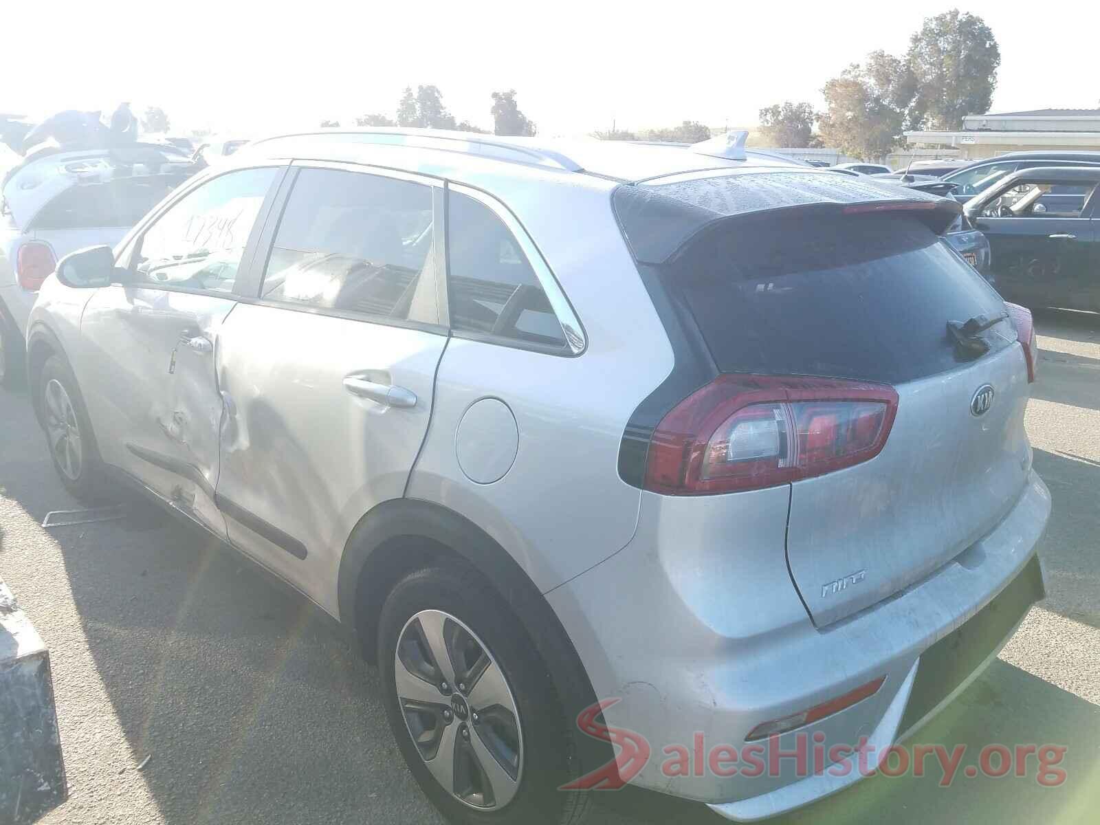 KNDCB3LC7K5345885 2019 KIA NIRO