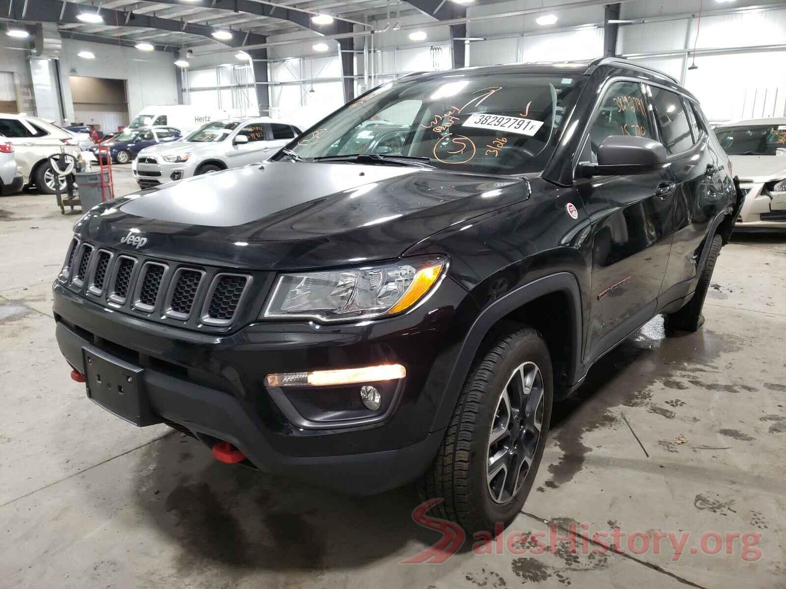 3C4NJDDB2KT848165 2019 JEEP COMPASS