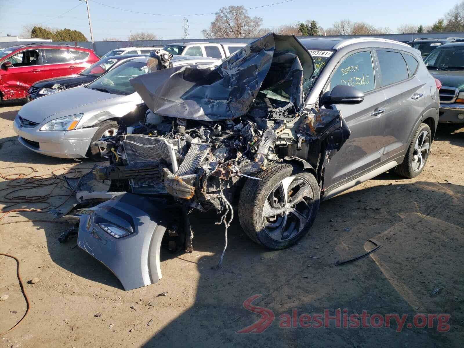 KM8J3CA20JU749156 2018 HYUNDAI TUCSON