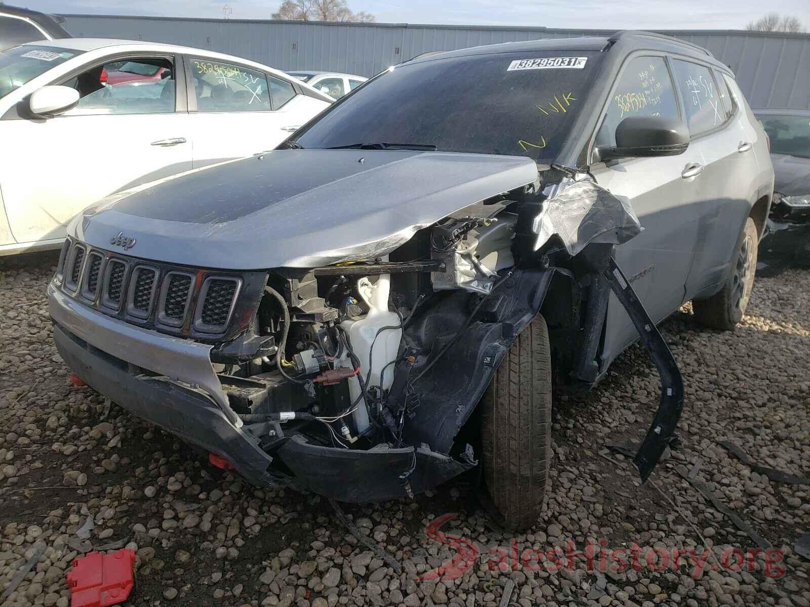 3C4NJDDB8KT733490 2019 JEEP COMPASS